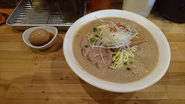 極鶏